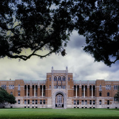 The front entrance of Rice University